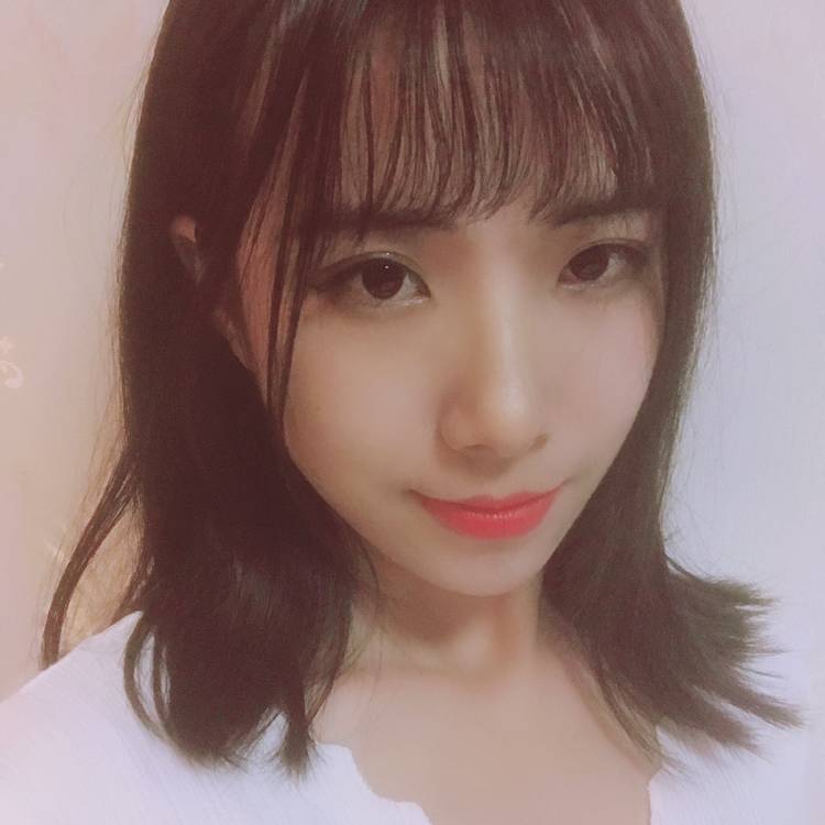 小凡在也的照片