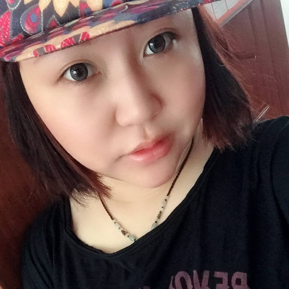 鏴梵的照片