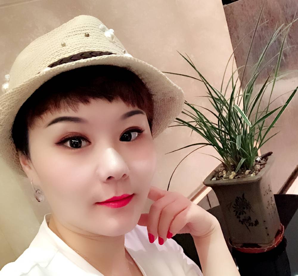 彩色身影的照片