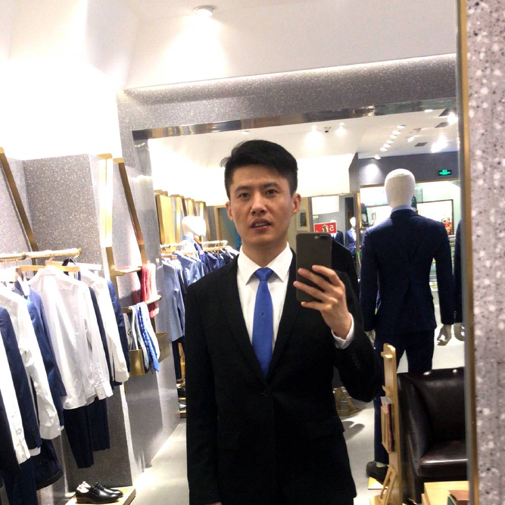 蓝水卡卡的照片