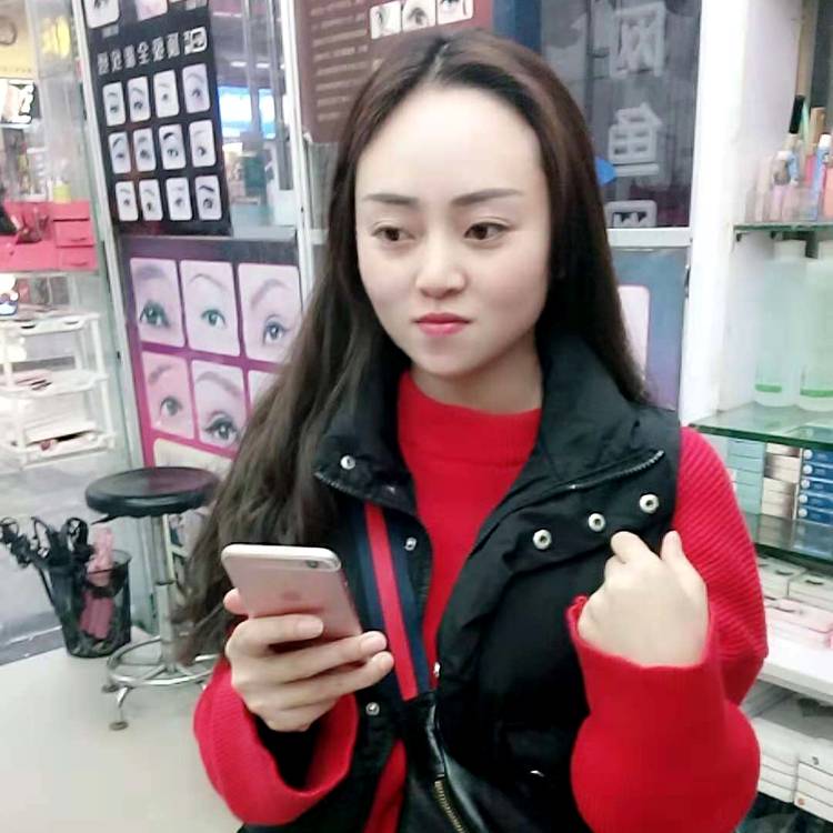 可靠萝莉的照片