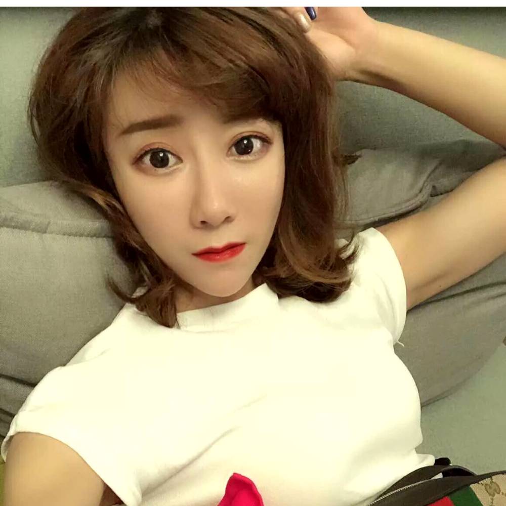 正直秋颜的照片