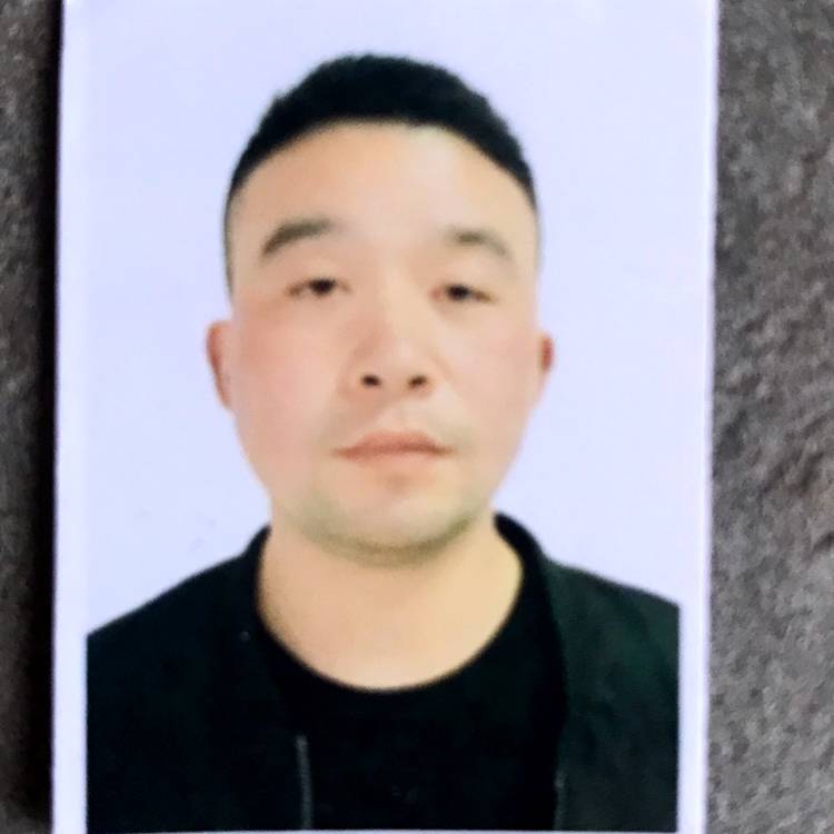 笑点低涟漪的照片