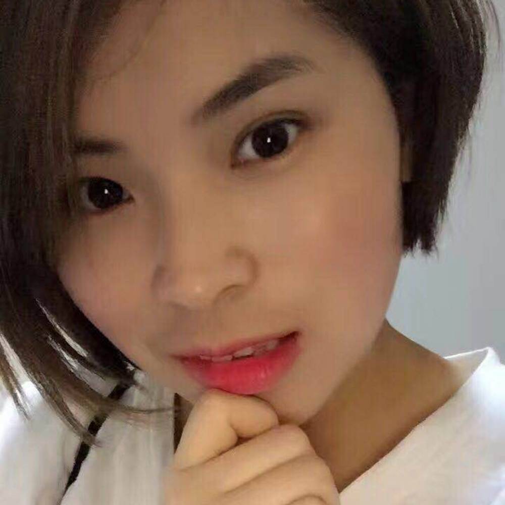 爱娃娃的照片