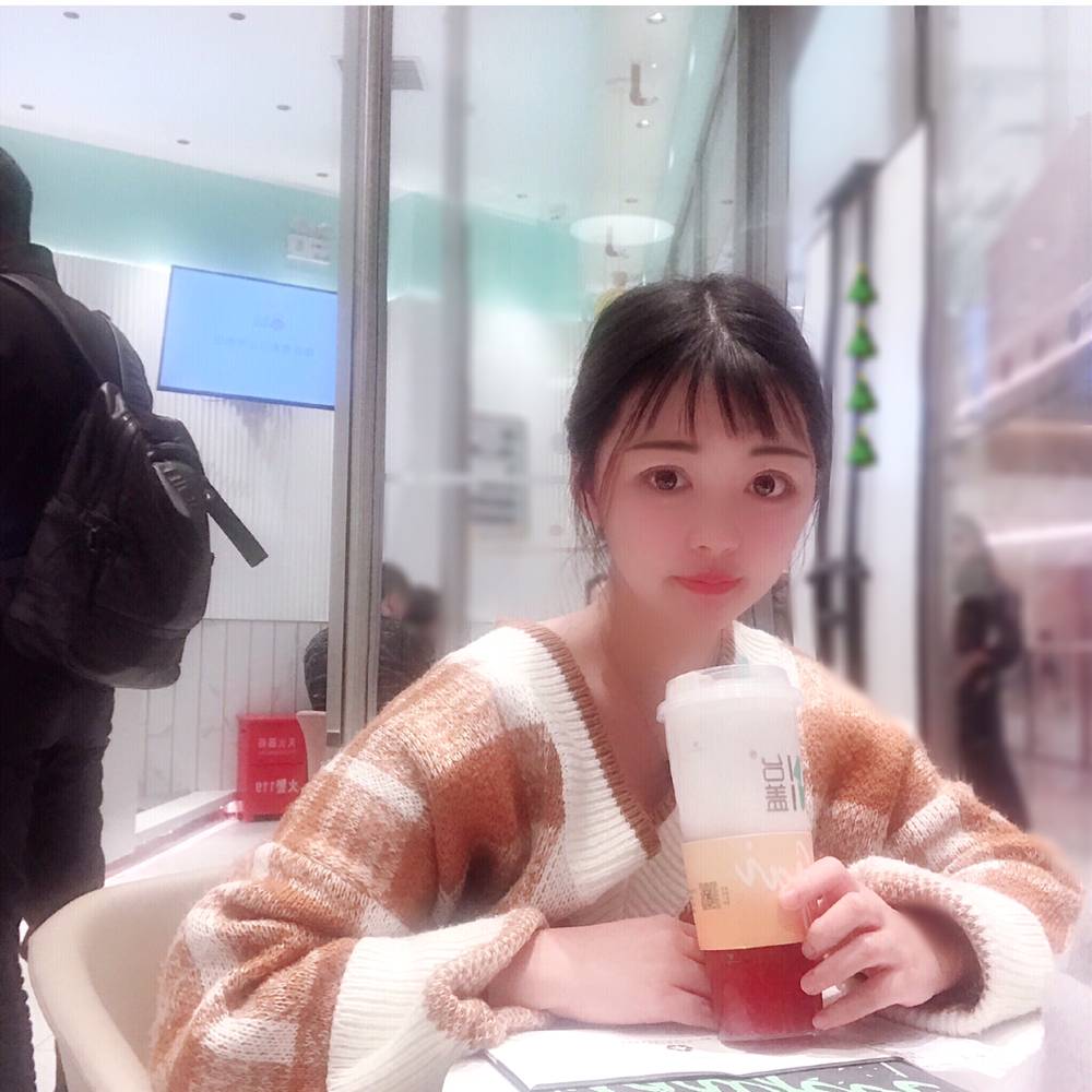 梧桐小姐的照片