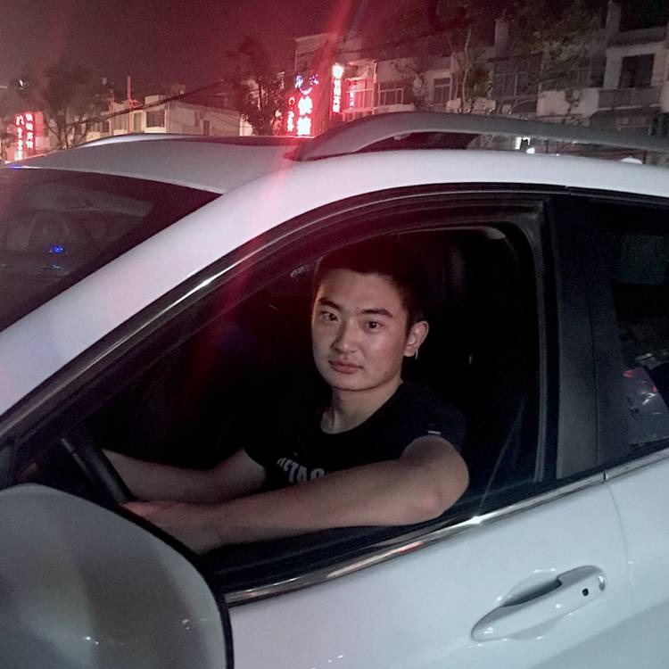 阿殿。的照片