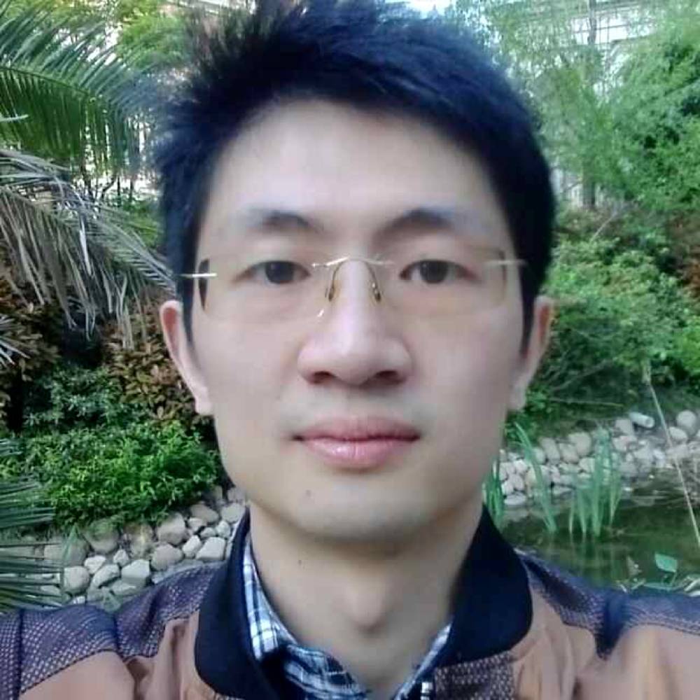 王羲骘的照片
