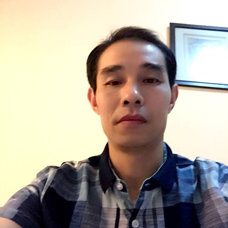 结实冷风的照片