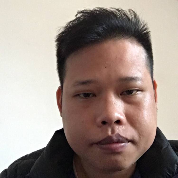 梁炳南的照片
