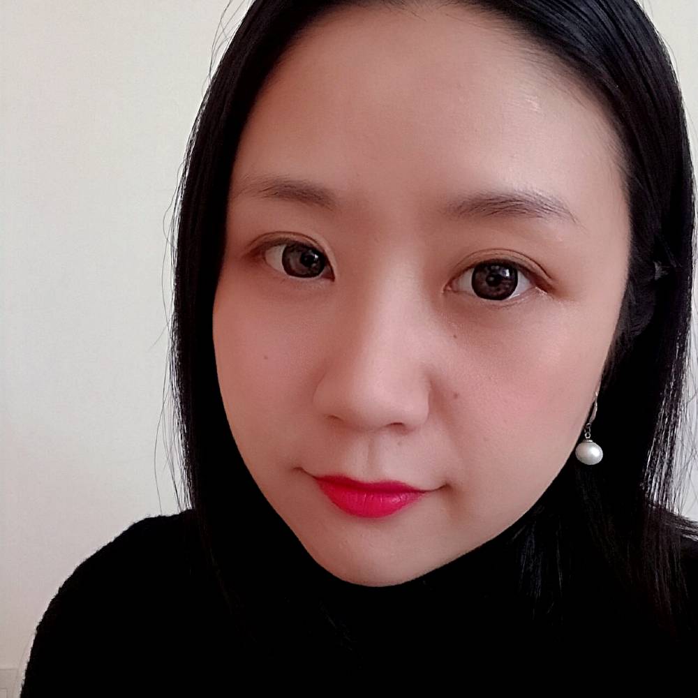 可爱超短裙的照片