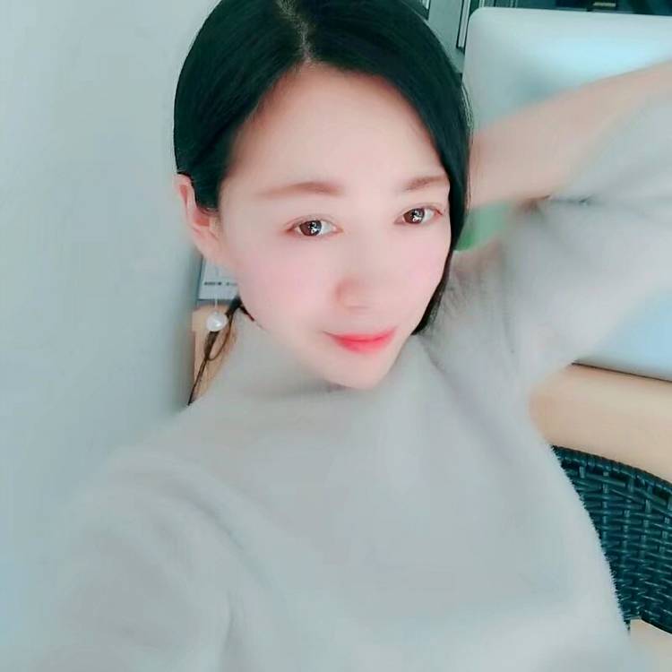 顺利化羽的照片