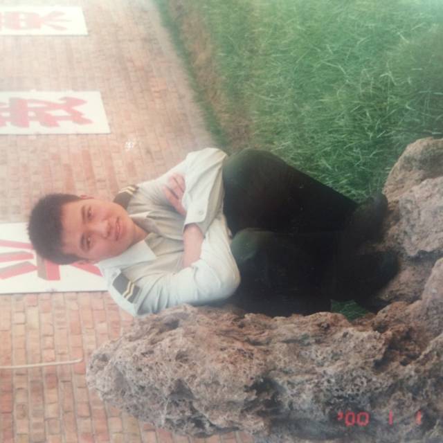 想人陪黑裤的照片