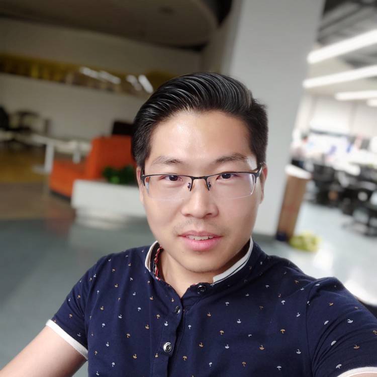 奥特曼不打小怪兽的照片