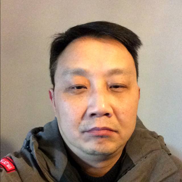 易任的照片