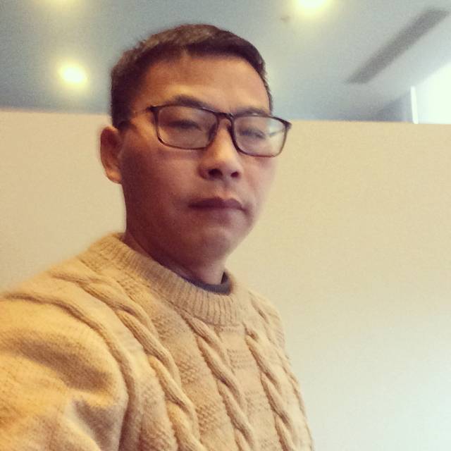 栽树乘凉的照片