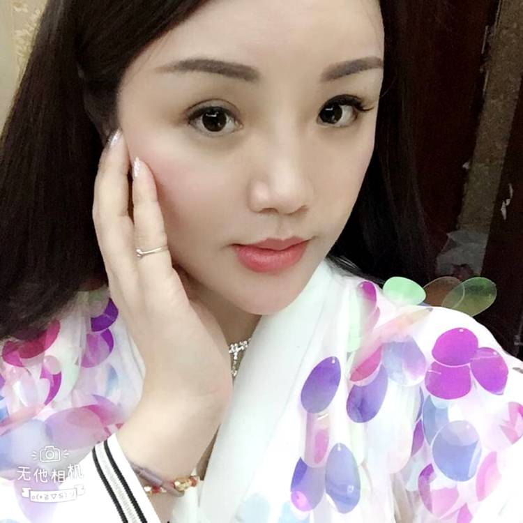 无奈微笑n的照片