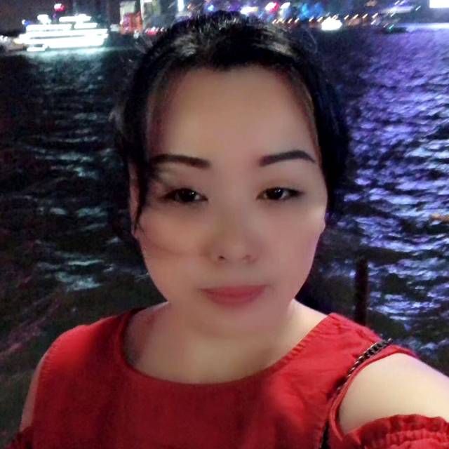 Rose玥的照片