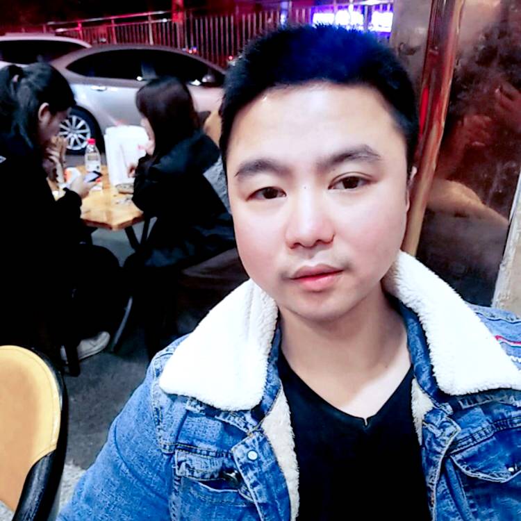 我愿做一个小丑为的照片