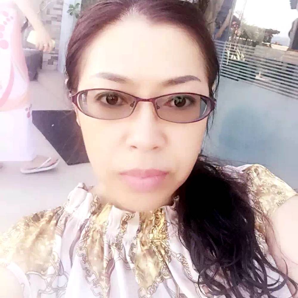 梅映雪雪映梅的照片