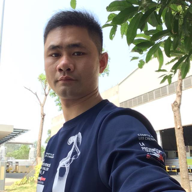 古、月的照片