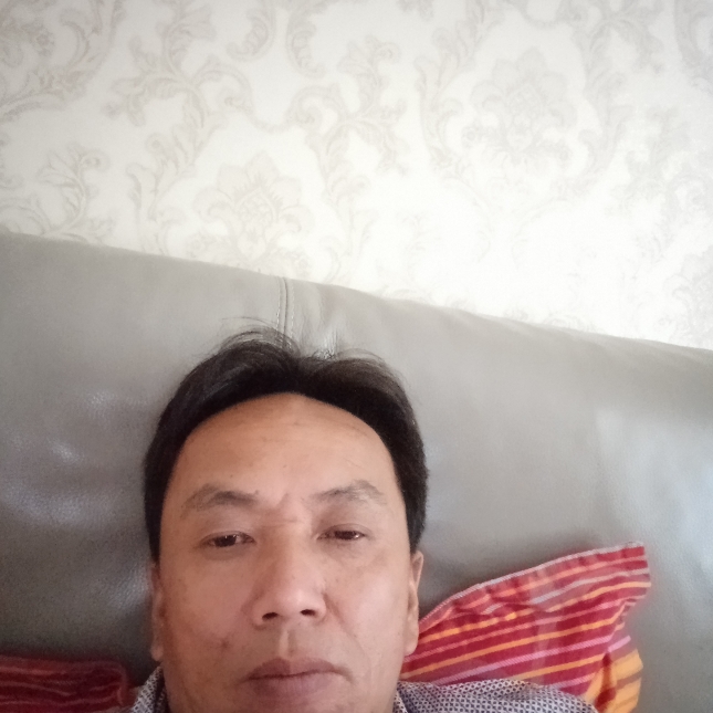 台灯相许痴情的照片