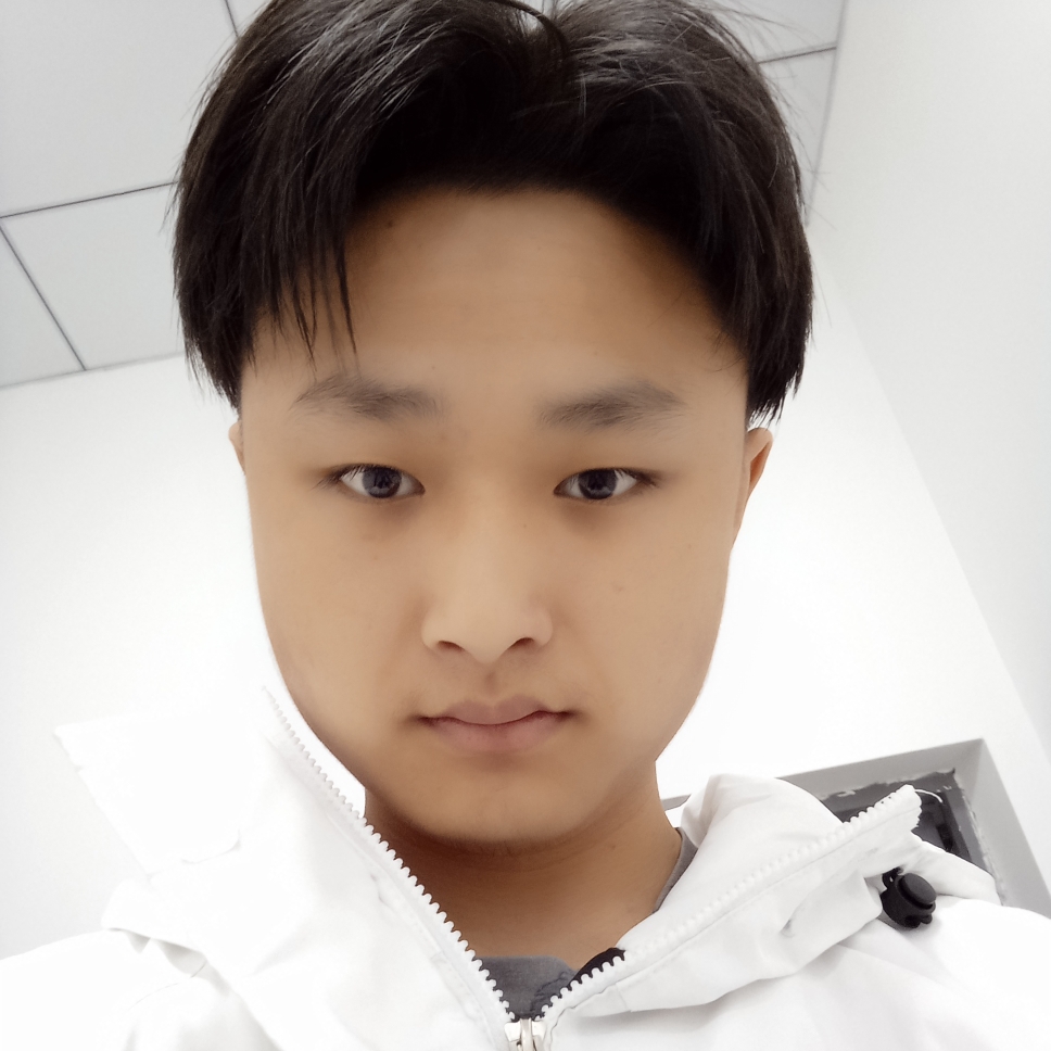 香蕉倾心小馒头的照片