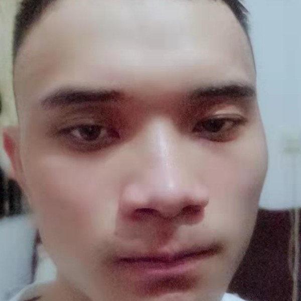 山莫笑的照片