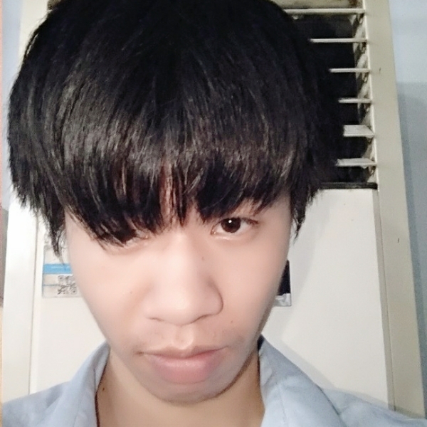 龙桂君的照片