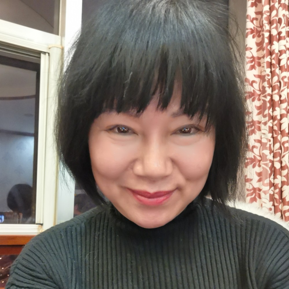 青花愿谁的照片