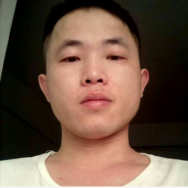 妖娆踢山岚的照片