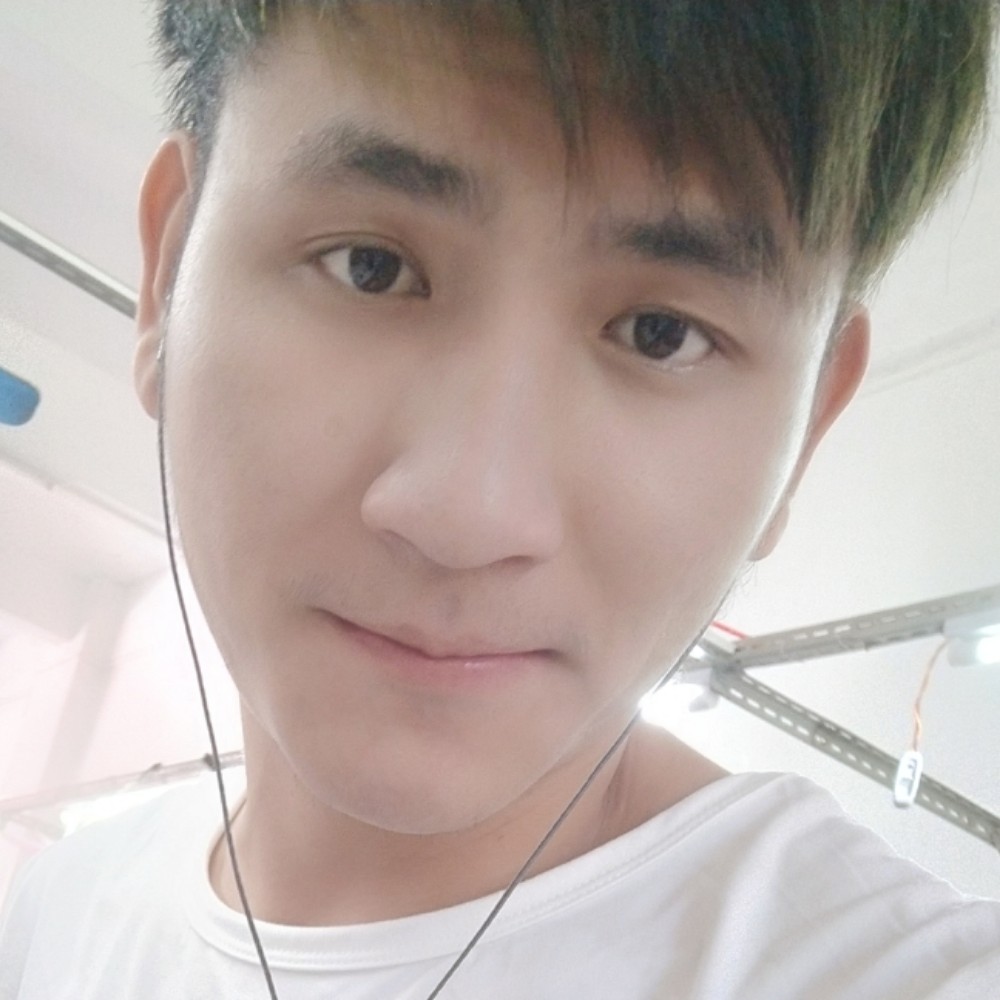 调皮与橘子的照片