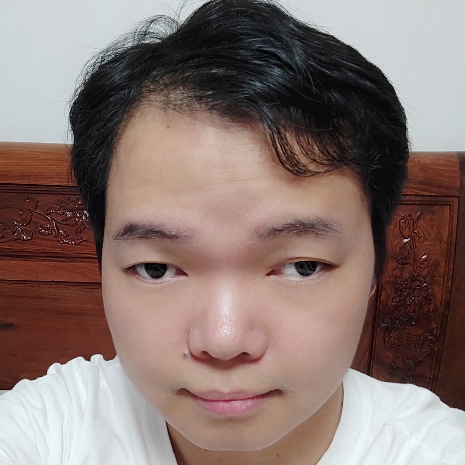 帅哥向称心的照片