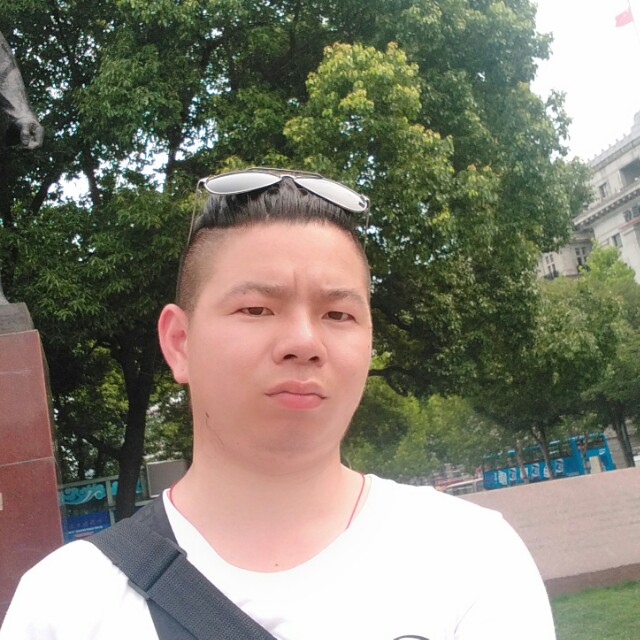 阿瓊的照片