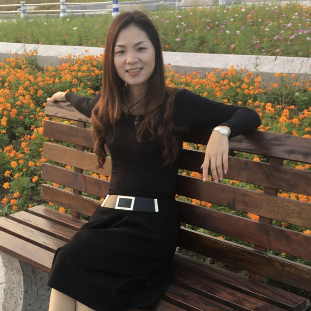 调皮缱绻的照片