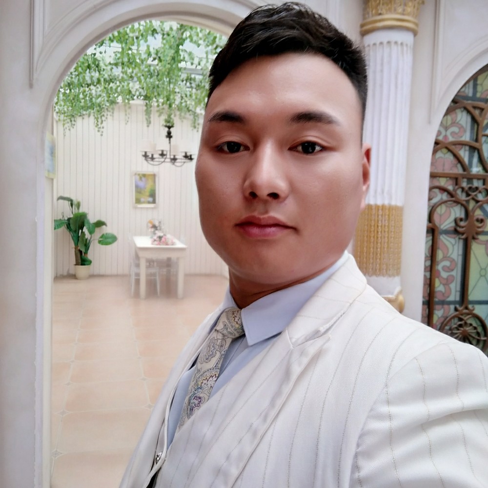 我们的吃醋小馒头的照片