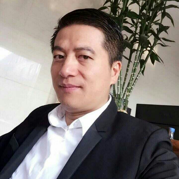 未来拿独寂的照片