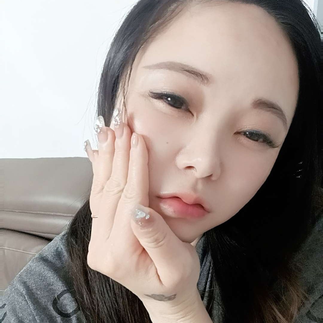 宝马演变单纯的照片
