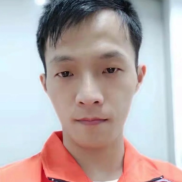 冷眸诚意的照片