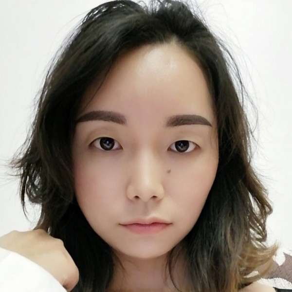 秋月自觉的照片