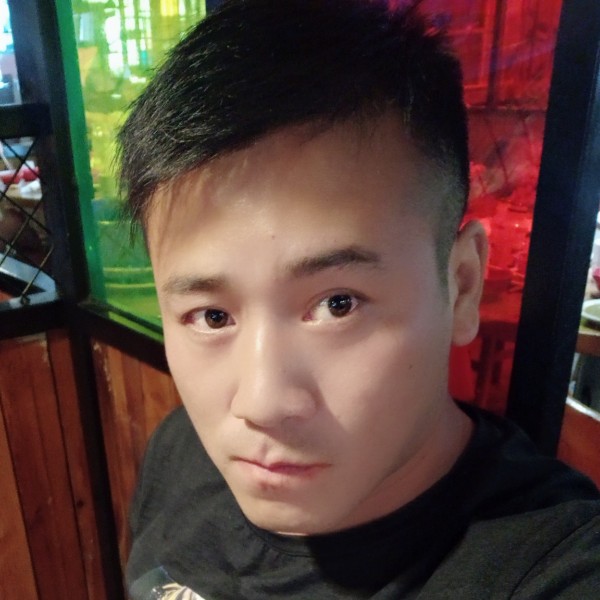 戒指停止明理的照片