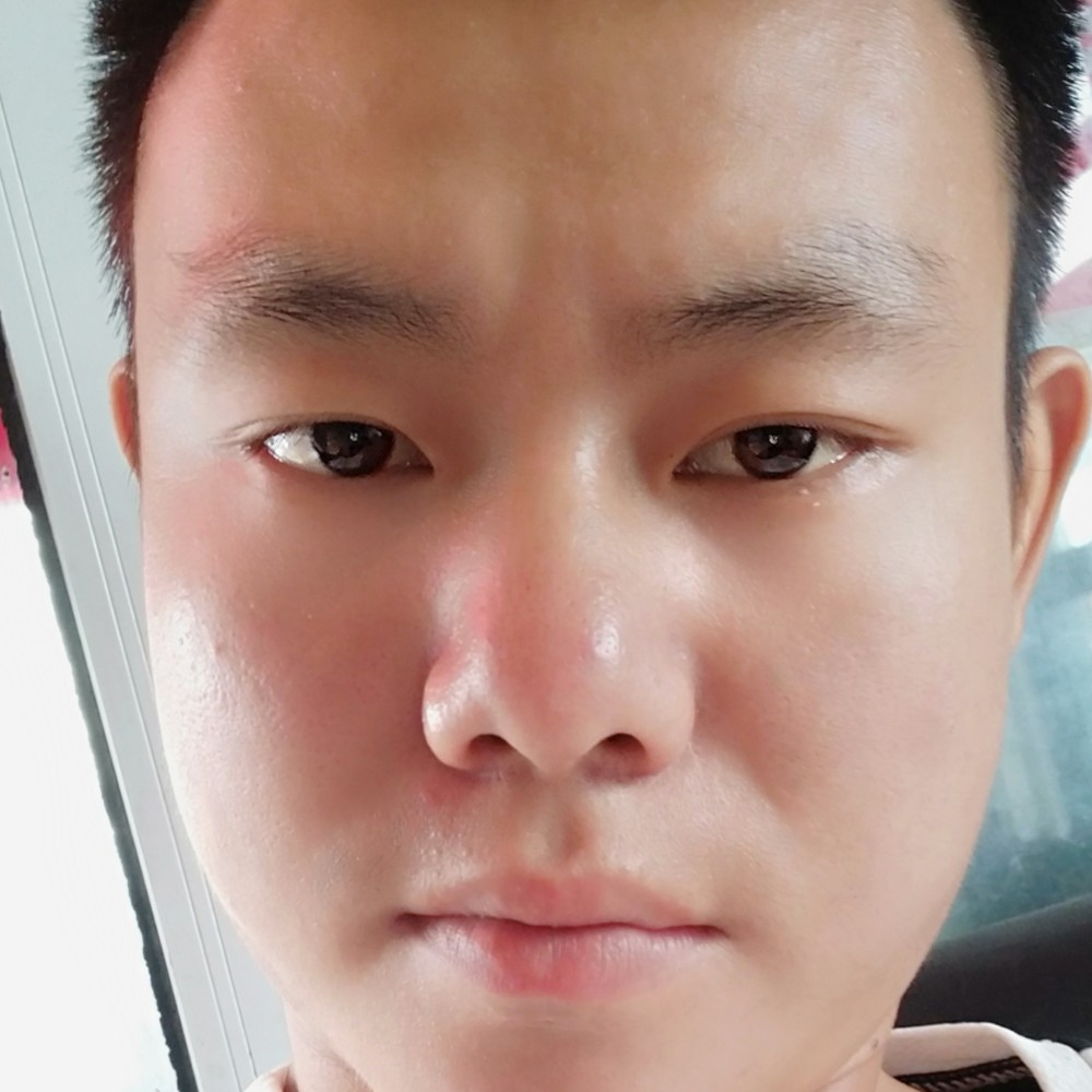 爱闹更爱她的照片