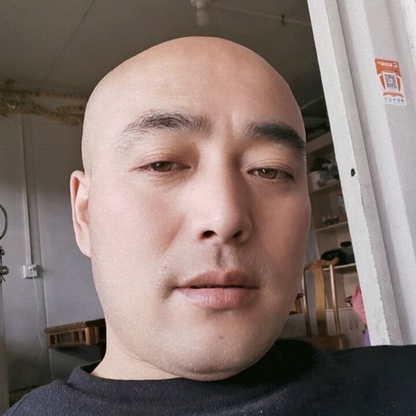 奇迹挽手醉熏的照片