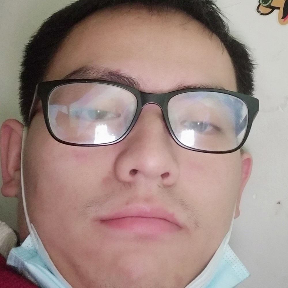 缱绻相许洁净的照片