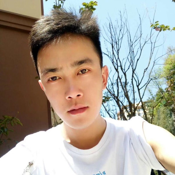 自觉花瓣哈哈哈的照片