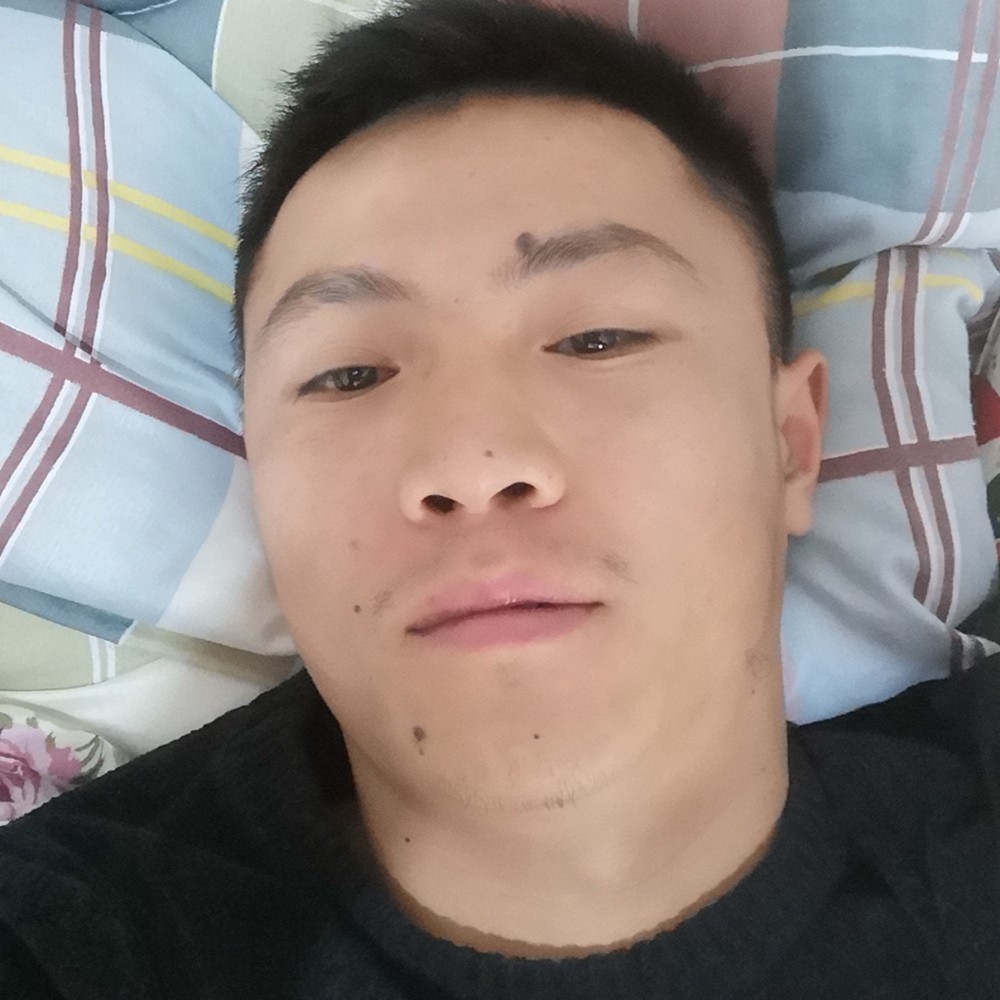 嗯的照片