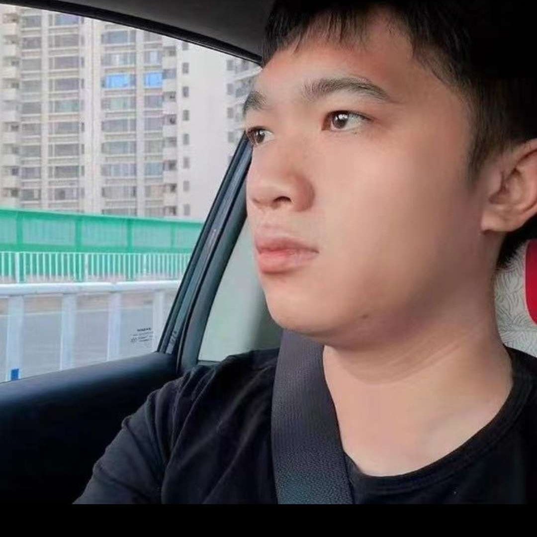 萝柱良的照片