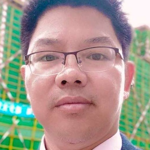 热狗爱听歌的照片