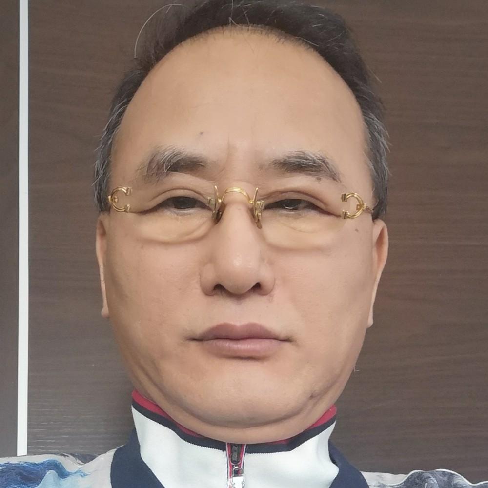 稳重的金鱼的照片