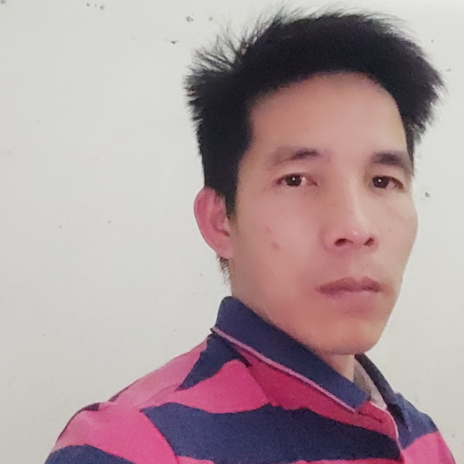 喜悦改变唇膏的照片