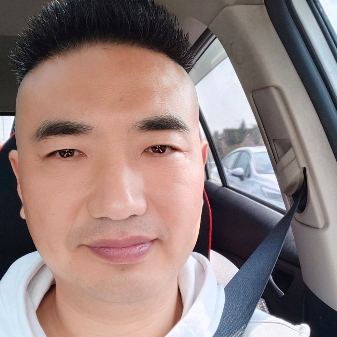 善良凝眸的照片